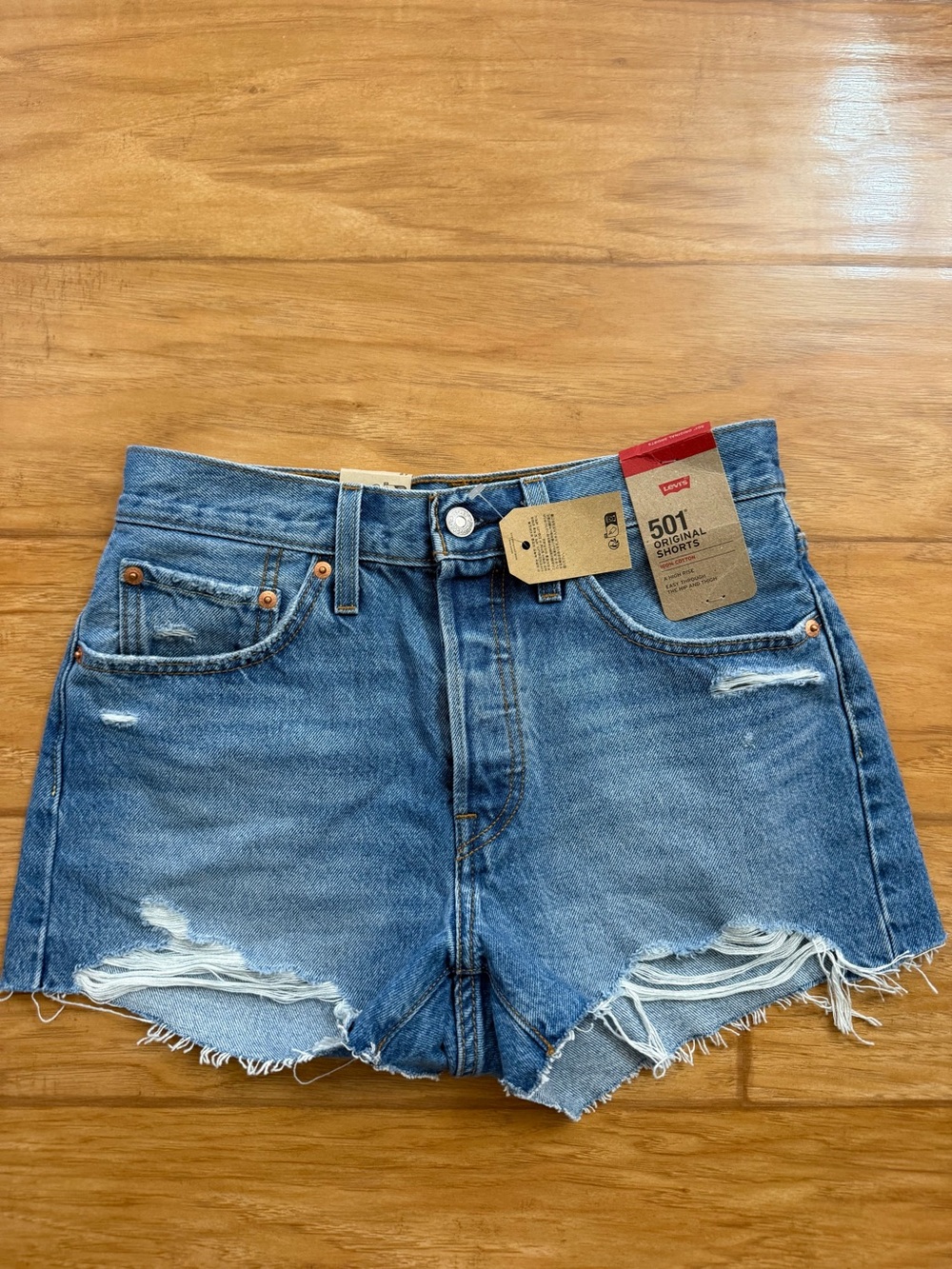 NWT Levi's 501 High-Rise Distressed Denim Shorts - Blue